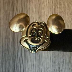 Disney Mickey Pin